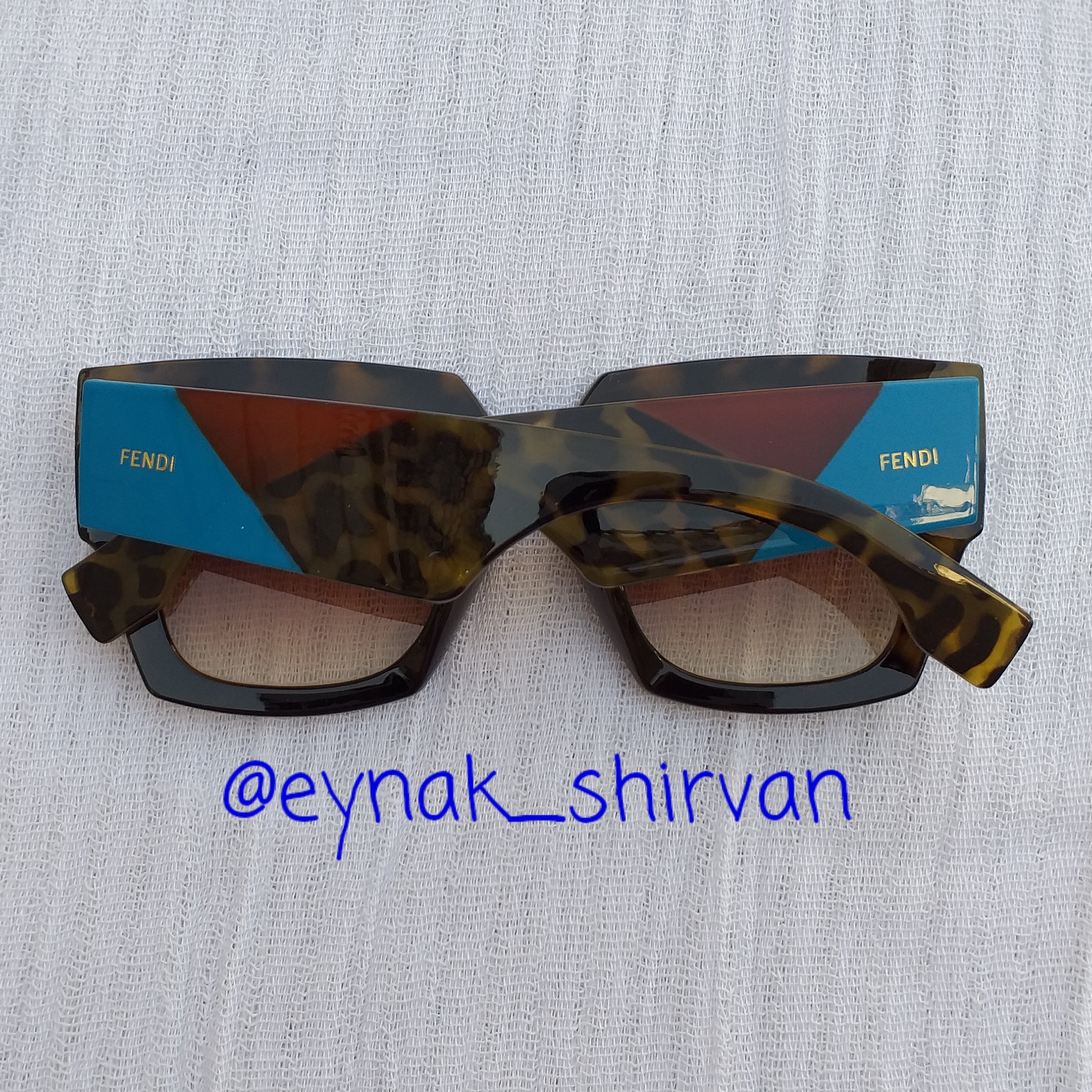 عینک آفتابی (افتابی) فندی