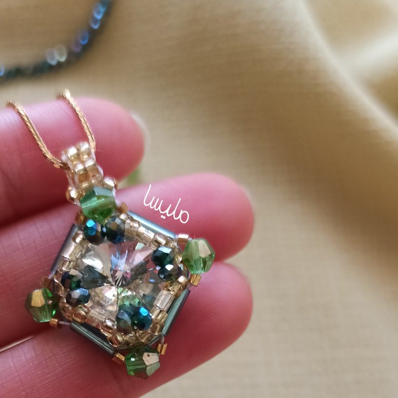 گردنبند بازتاب جنگل ملیسا