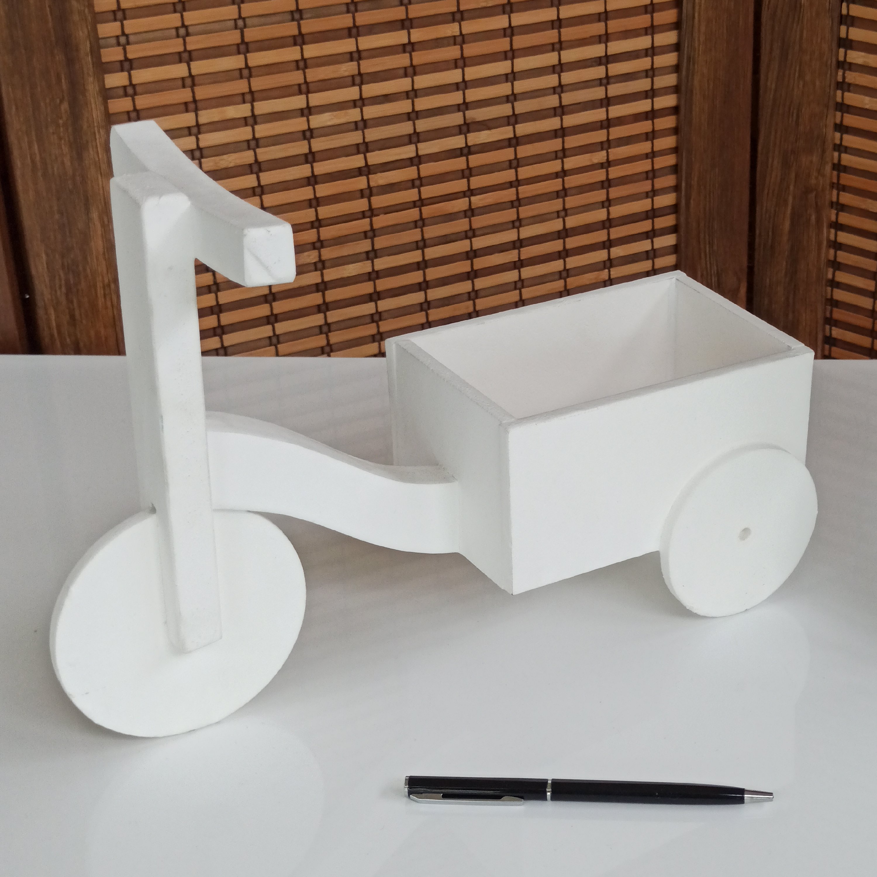 باکس دوچرخه چوبی دکوری 