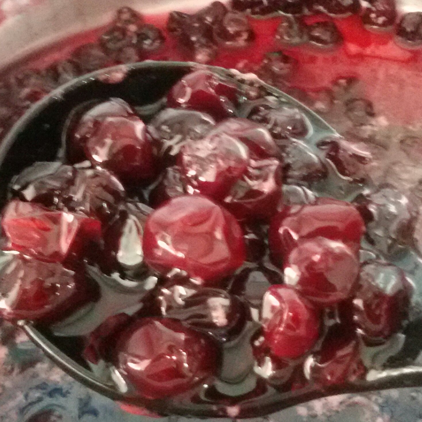 مربای آلبالوی خوشمزه و شهددار 600گرمی