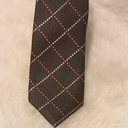 کراوات ترک کد 12 رنگ خاص هست فقط کسانی بخرن که آدمهای خاص هستن.لطفا کسی بخره که کراوات شناسه