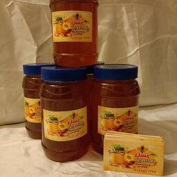 عسل طبیعی .عسل چهل گیاه تهیه شده از ارتفاعات زاگرس