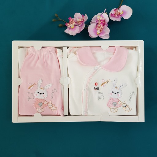 ست 5 تکه لباس نوزادی دخترانه جعبه ای طرح خرگوش