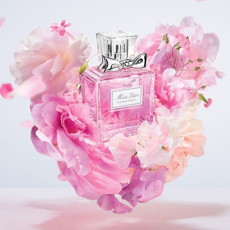 ادکلن اماراتی میس دیور بلومینگ بوکوئت زنانه Miss Dior Blooming Bouquet