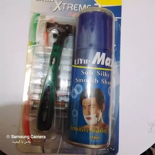 ژیلت سه لبه صابون دار همراه کف ریش  MAX XTREME3 