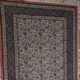  رومیزی و سفره قلمکار اصلی اصفهان درجه یک صد در صد پنبه رنگ ثابت قابل شستشو تضمینی هست 