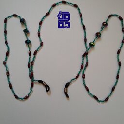 بند عینک زنانه درست شده با منجوق ریز آبی و گندمی های قهوه ای
