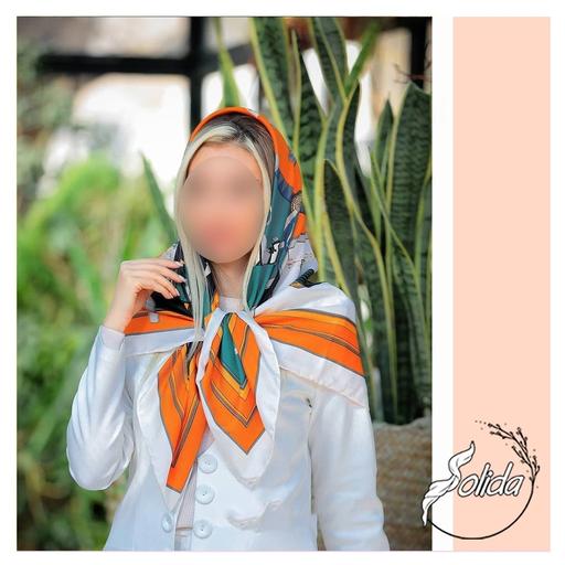 روسری طرح هرمس بسیار شیک ابریشم توییل شامل رنگ‌بندی‌های جذاب و رنگ سال