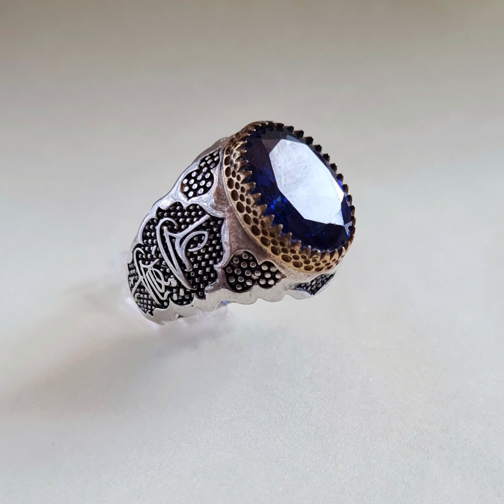 انگشتر نقره مردانه  تاج برنجی نگین یاقوت