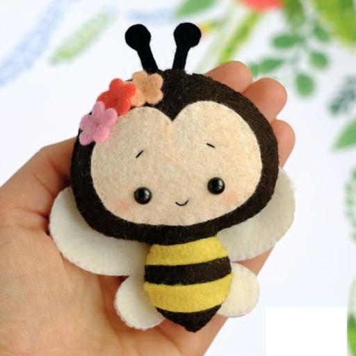 عروسک نمدی زنبور کوچولوی مهربون
