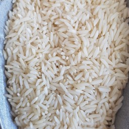 برنج طارم هاشمیسورتینگ شده برنجش یه دست هست با پخت عالیصد در صد تضمینی