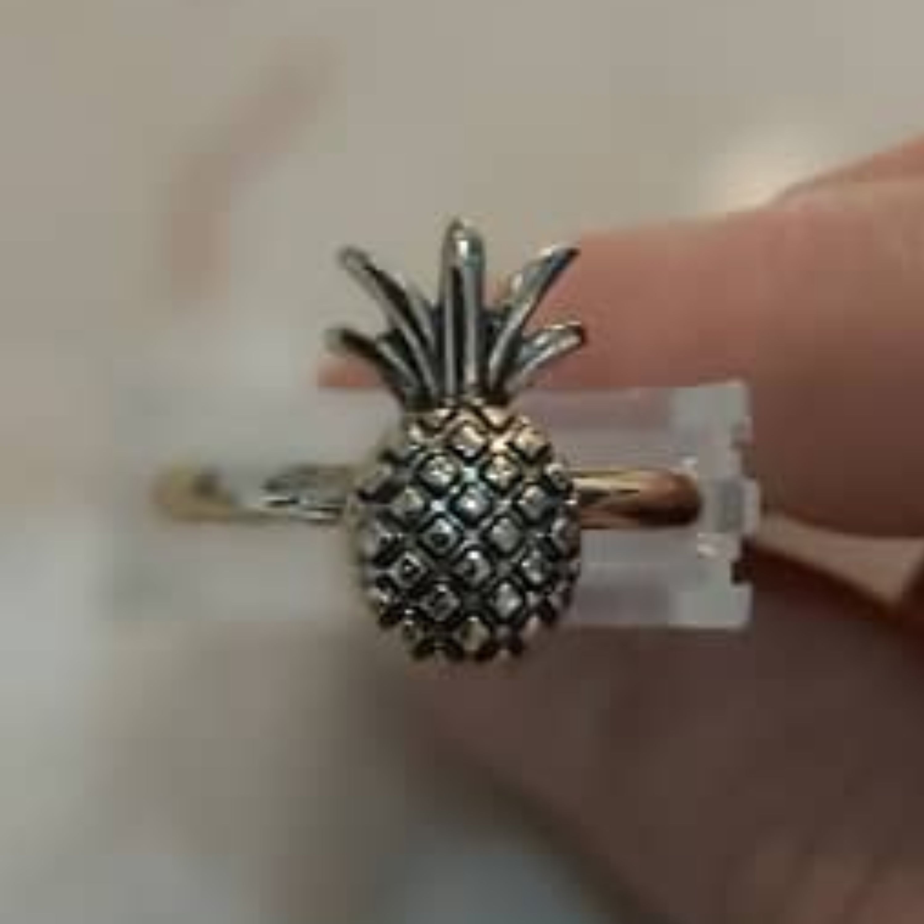 انگشتر میوه ای زنانه