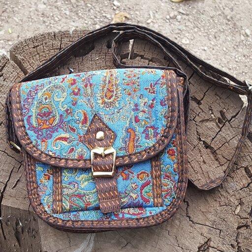 کیف دستی کوچک زنانه  و دخترانه طرح سنتی آبی رنگ مدل ترمه کد kd001