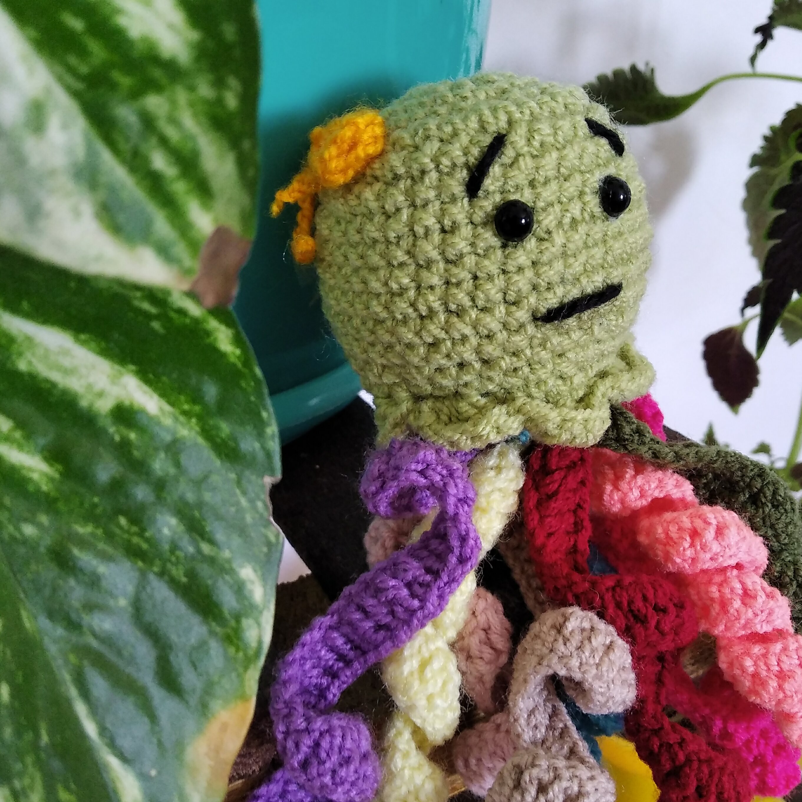 عروسک بافتنی هشت پای چند رنگ