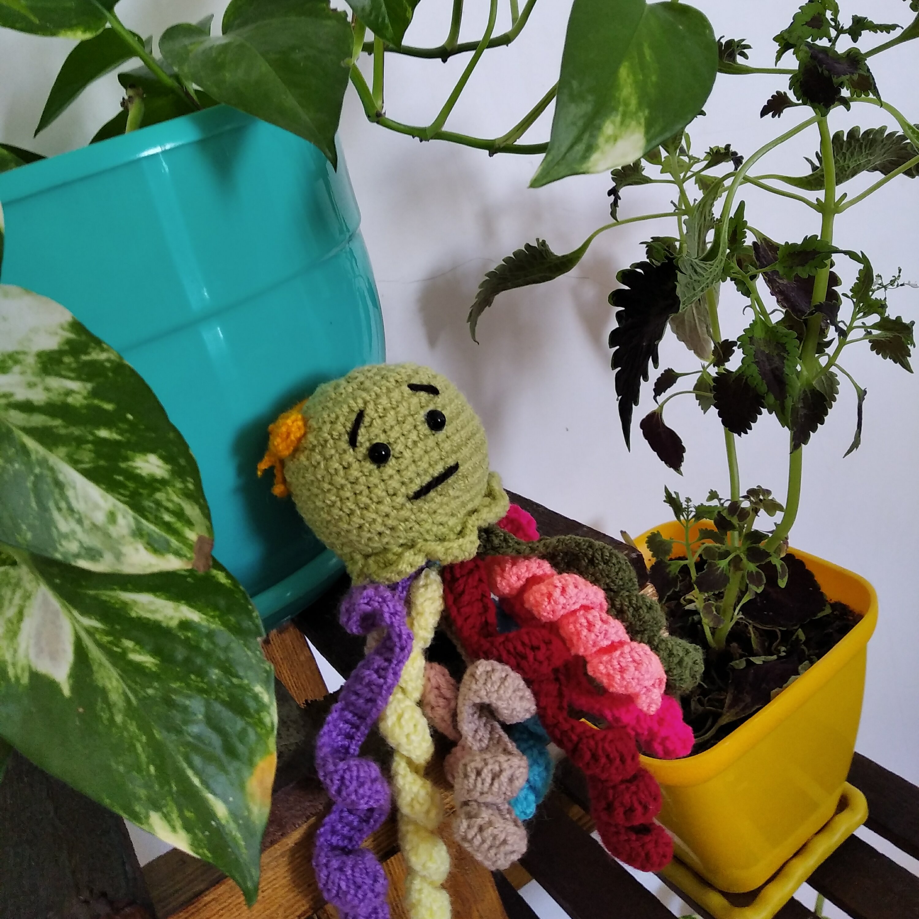 عروسک بافتنی هشت پای چند رنگ