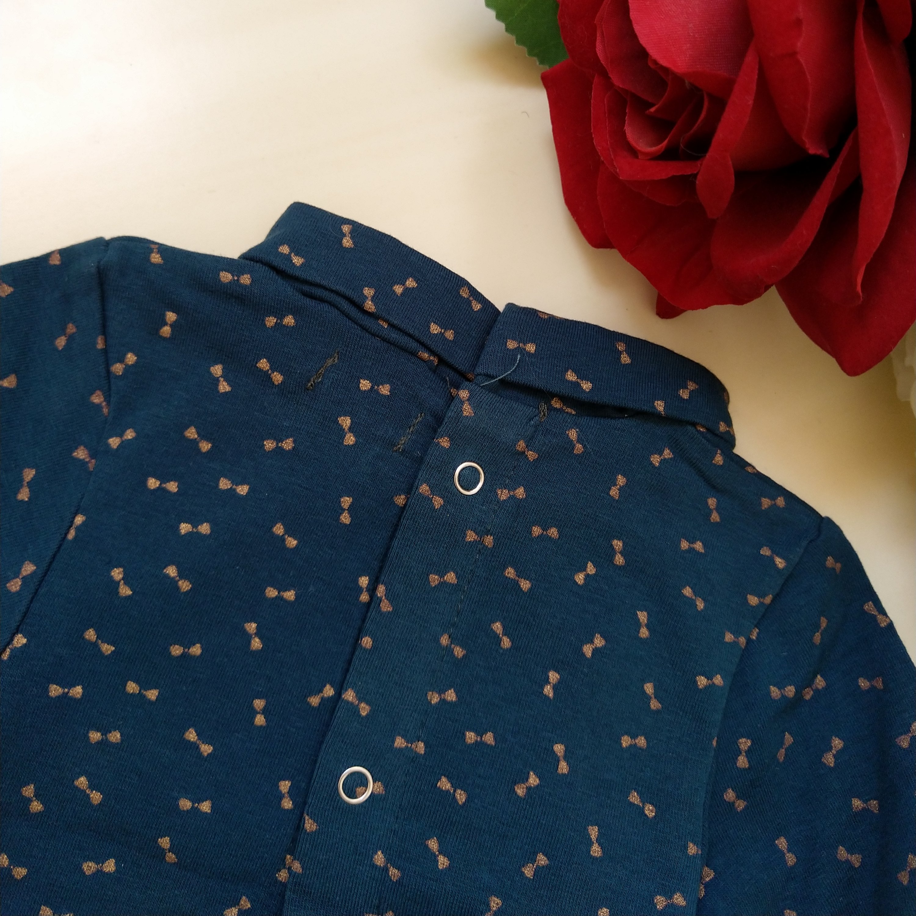 بلوز آستین بلند دخترانه یقه اسکی 