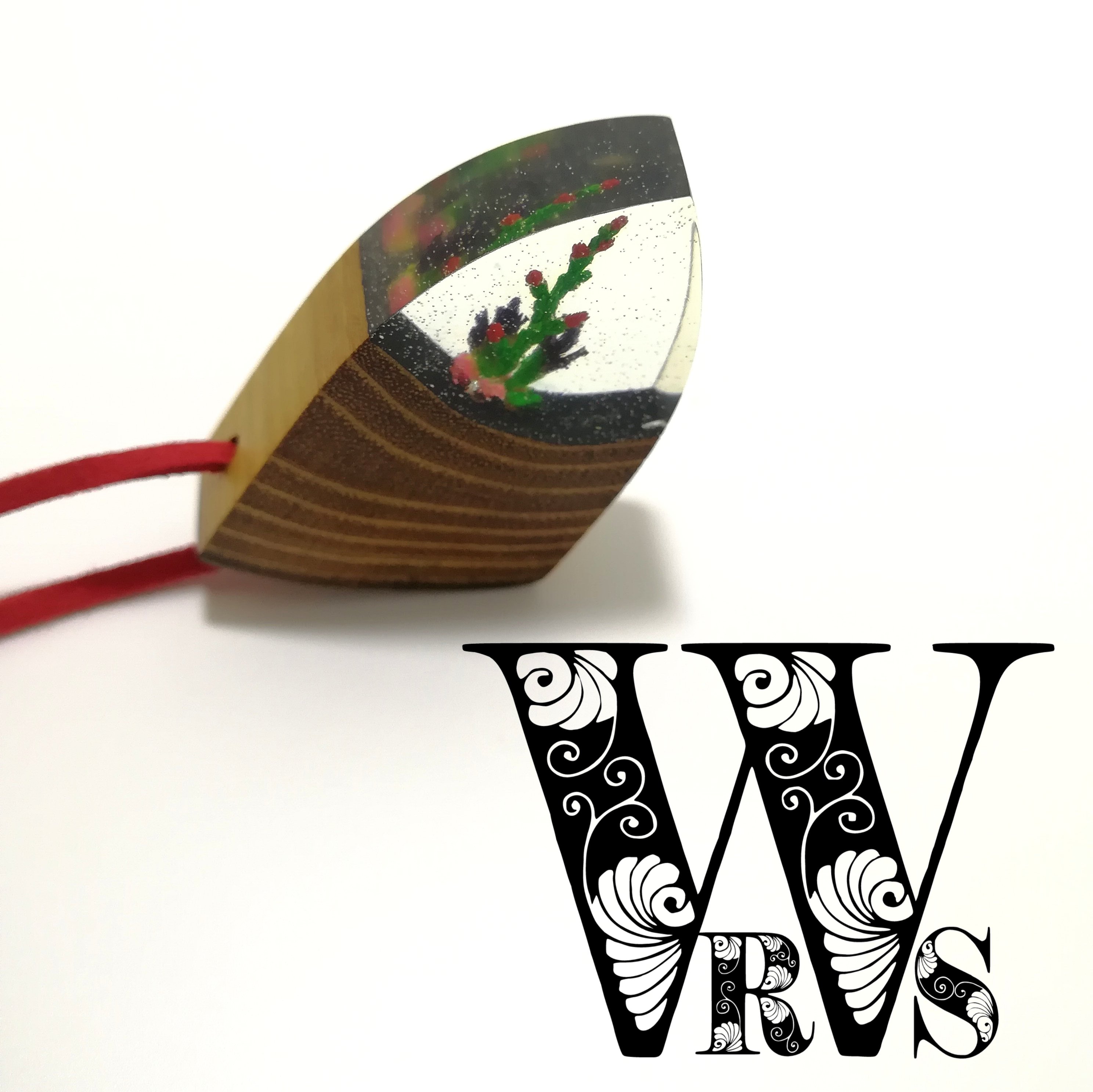 گردنبند چوب و رزین کد 306