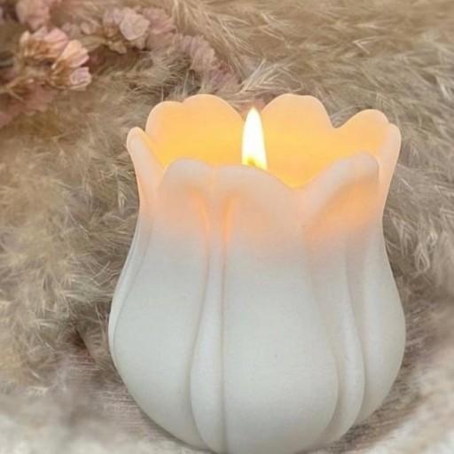 شمع گل لاله برای تزیین خانه