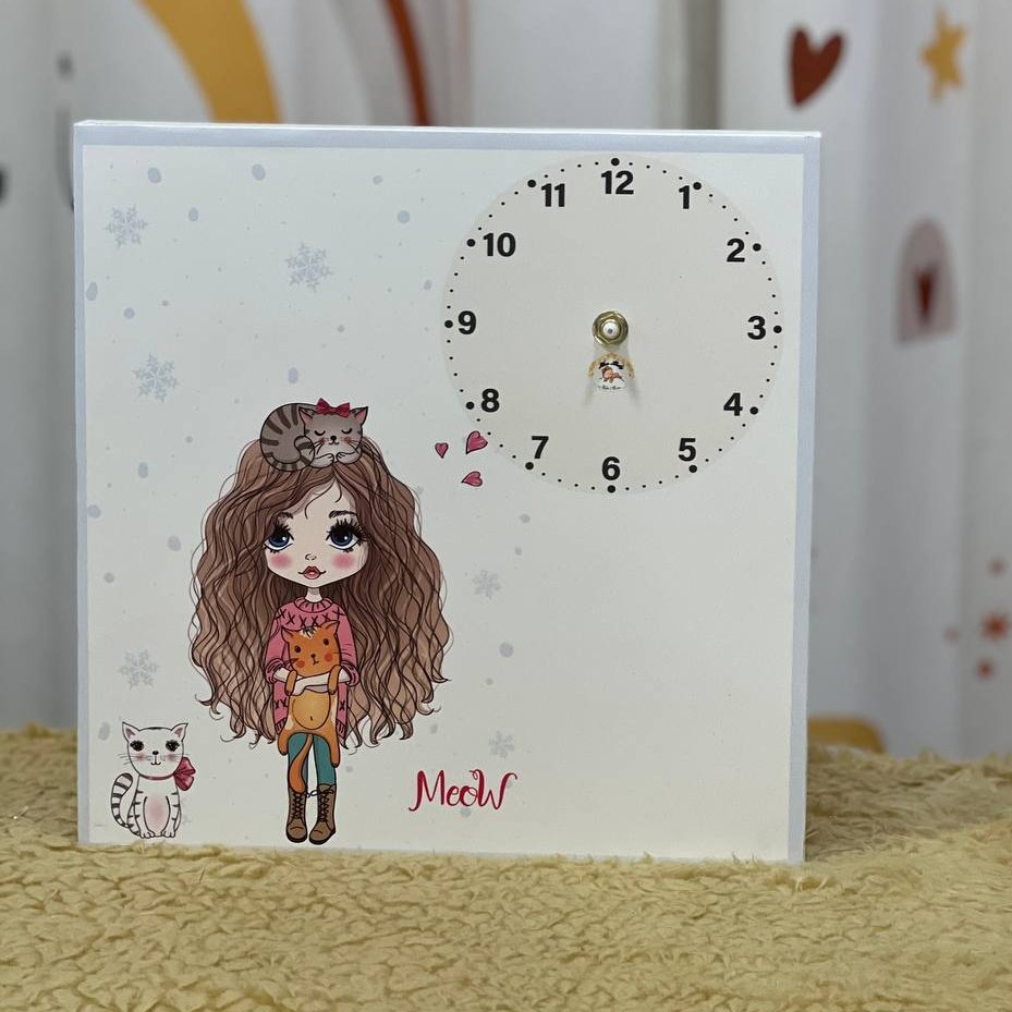 ساعت چاپ با طرحهای متنوع دخترانه و پسرانه جنس ام دی اف و طلق چاپ با کیفیت تضمینی بهمراه عقربه و موتور ساعت کامل