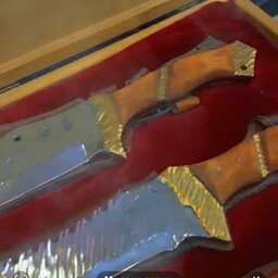 چاقو ست کامل همراه با جعبه چاقو های  طبیعت گردی استاد کشاورز
