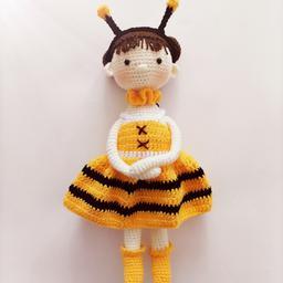 عروسک بافتنی طرح دختر زنبوری دلبر