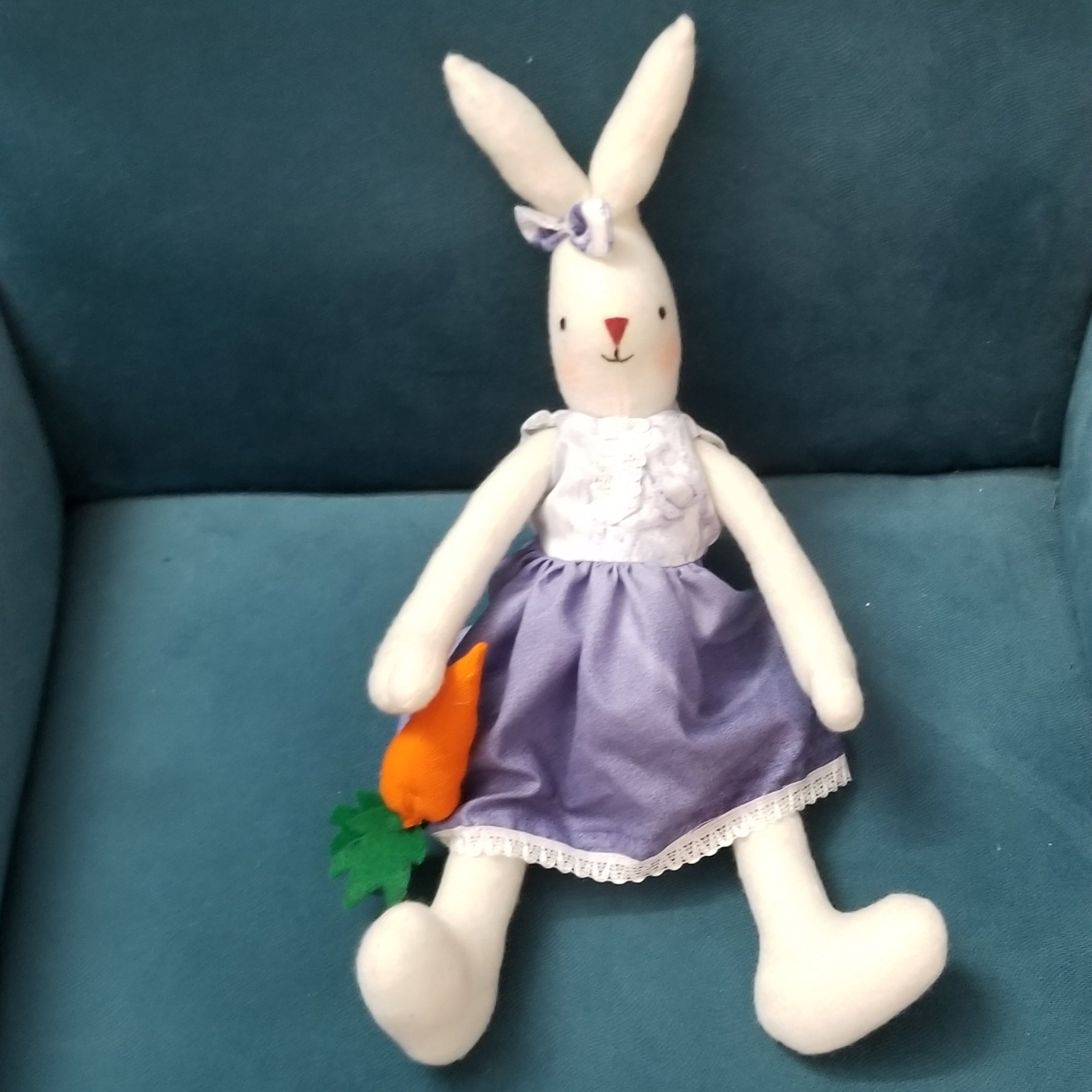 عروسک دست دوز