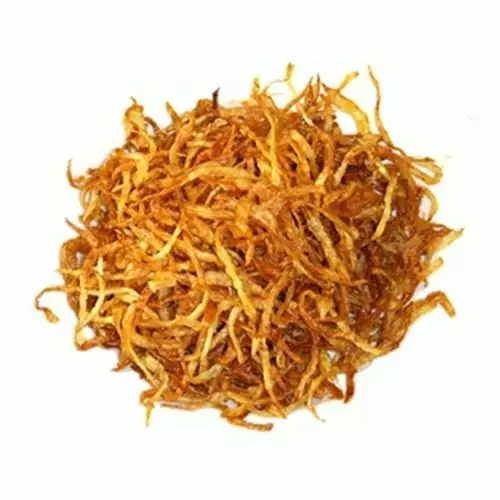 پیاز سرخ شده مجلسی و نگینی به دلخواه شما تهیه شده از روغن مایع سرخ کردنی