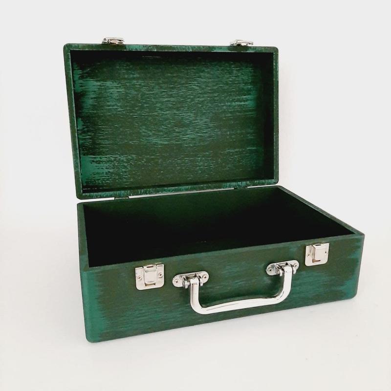 جعبه هدیه مدل چمدان چوبی طرح عصرانه انگلیسی
