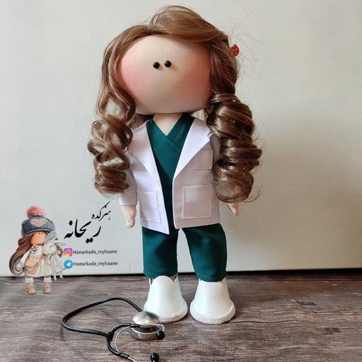 عروسک روسی پزشک،عروسک کادر درمان، همراه گوشی پزشکی 30 سانتی مناسب  کادو