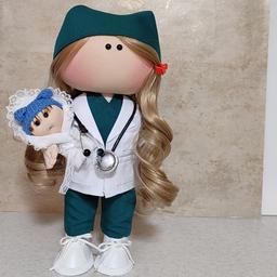 عروسک روسی پزشک،عروسک روسی ماما،عروسک روسی مشاغل کادر درمان همراه گوشی و نوزاد