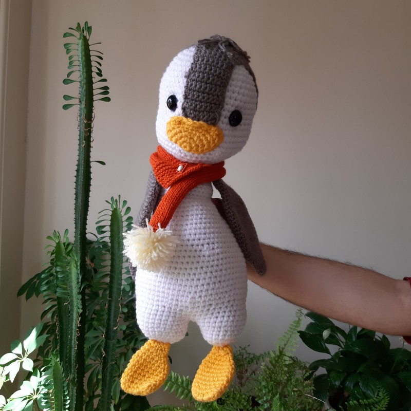 عروسک بافتنی کاموایی دست بافت پنگوئن