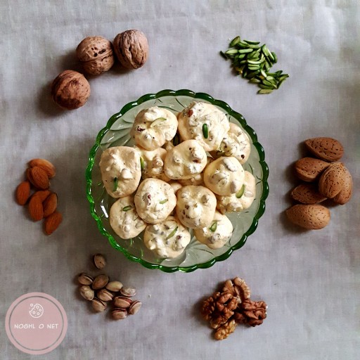 شیرینی سنتی خانگی گردویی پفکی قزوین (250 گرم)