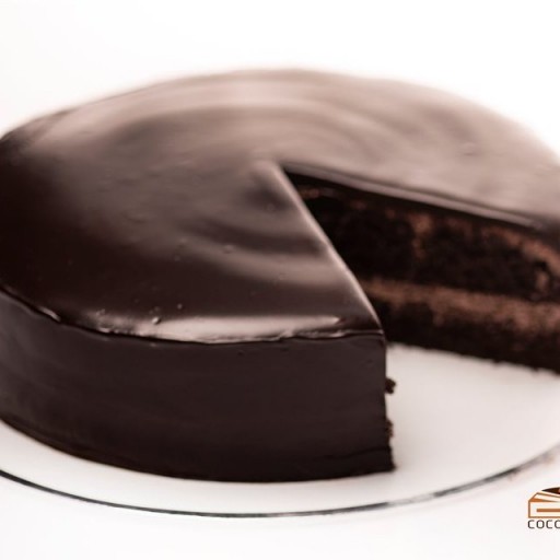 کیک اسفنجی شکلات تلخ رینگی قطر23 تهیه شده از گاناش و شکلات غنا