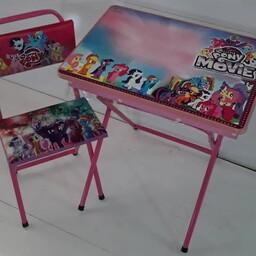 میز و صندلی تحریر بدون باکس طرح اسب شاخ دار  pony  با چاپ یووی اکلیلی برجسته   (با کارتون شکیل مخصوص میز و صندلی) 