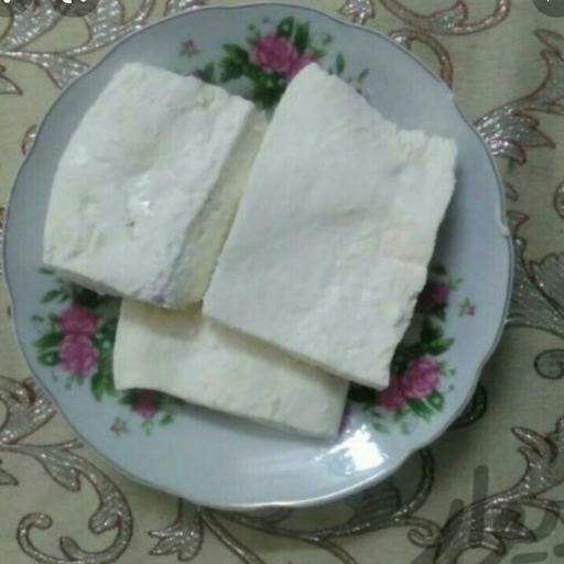 پنیر محلی دامنه های کوه سبلان 1کیلویی (عسل فروشی آتابال)