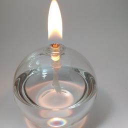 شمع مایع مدل حبابی در قطر 6 سانتی متر ودر رنگ های متنوع  برای شما عزیزان که دوست دارید با وسایل خانه ی خودست کنید