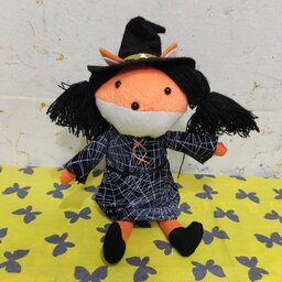 عروسک روباه عروسک هالووین عروسک خارجی عروسک ارزان عروسک خاص با نشیمن چوبی
