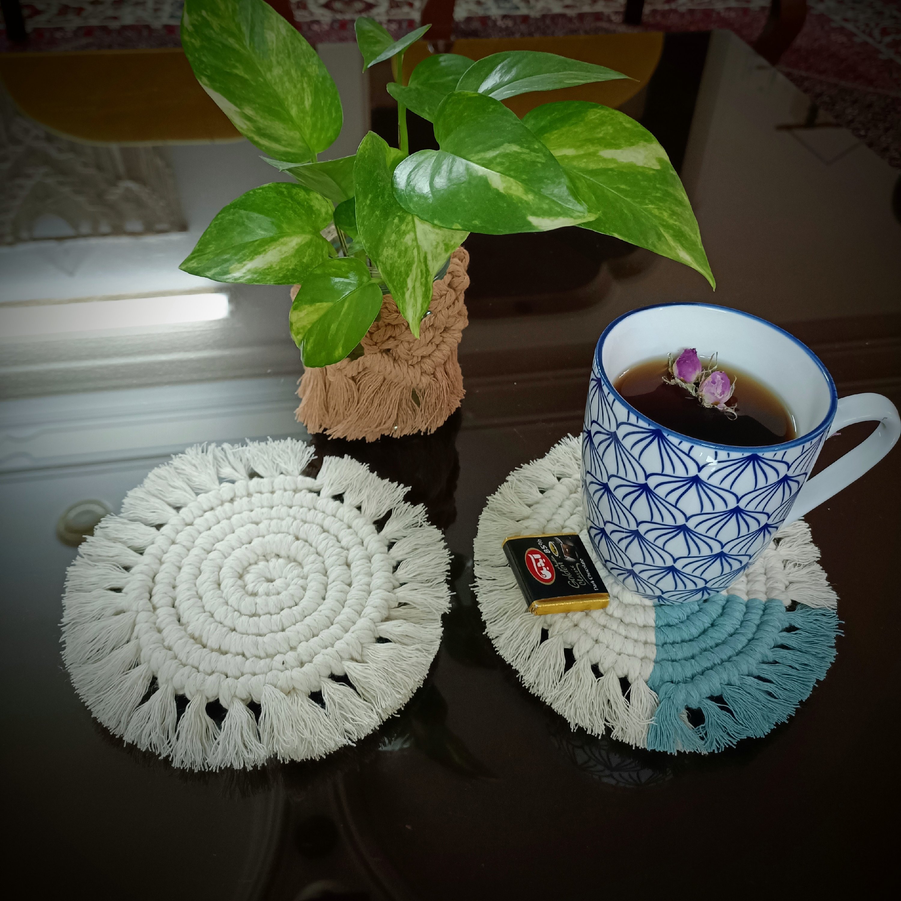 زیر لیوانی مکرومه