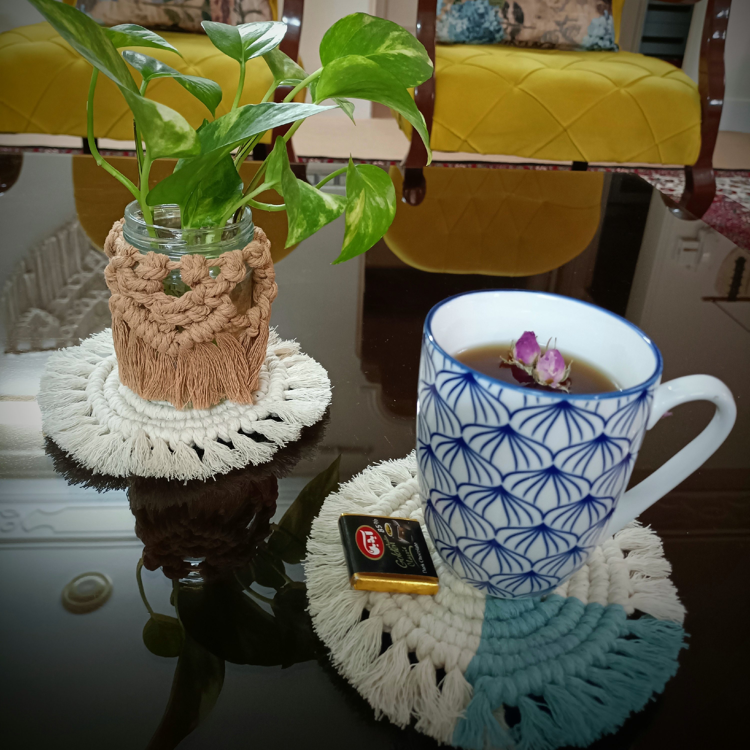 زیر لیوانی مکرومه