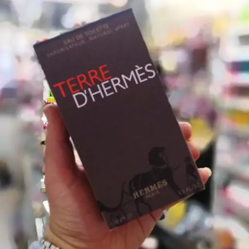 عطر ادکلن هرمس تق هرمس Hermes Terre d’Hermes 100، اوکلن تخ هرمس رایحه تلخ مردانه، عطر hermes, ادوپرفیوم تری هرمس جذاب 