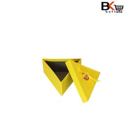 باکس کادویی مثلثی پاپیون دار کد 10 رنگ زرد