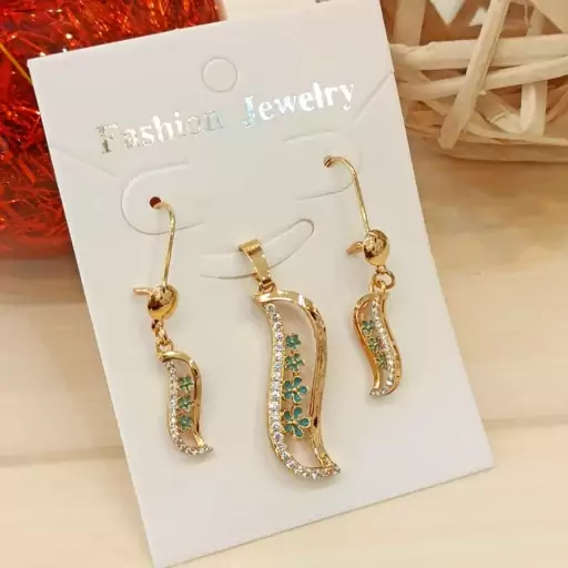 نیم ست طرح گل  رنگ ثابت fashion jewelry