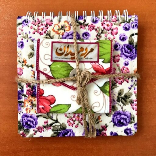 ست دفترچه یادداشت طرح گل گلی گلدار   به همراه جانماز

