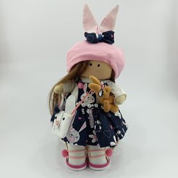 عروسک روسی دخترانه دارای کیف و کلاه و عروسک خرگوش قد 25 سانتی متر دارای جعبه مناسب هدیه و کادو ارسال رایگان