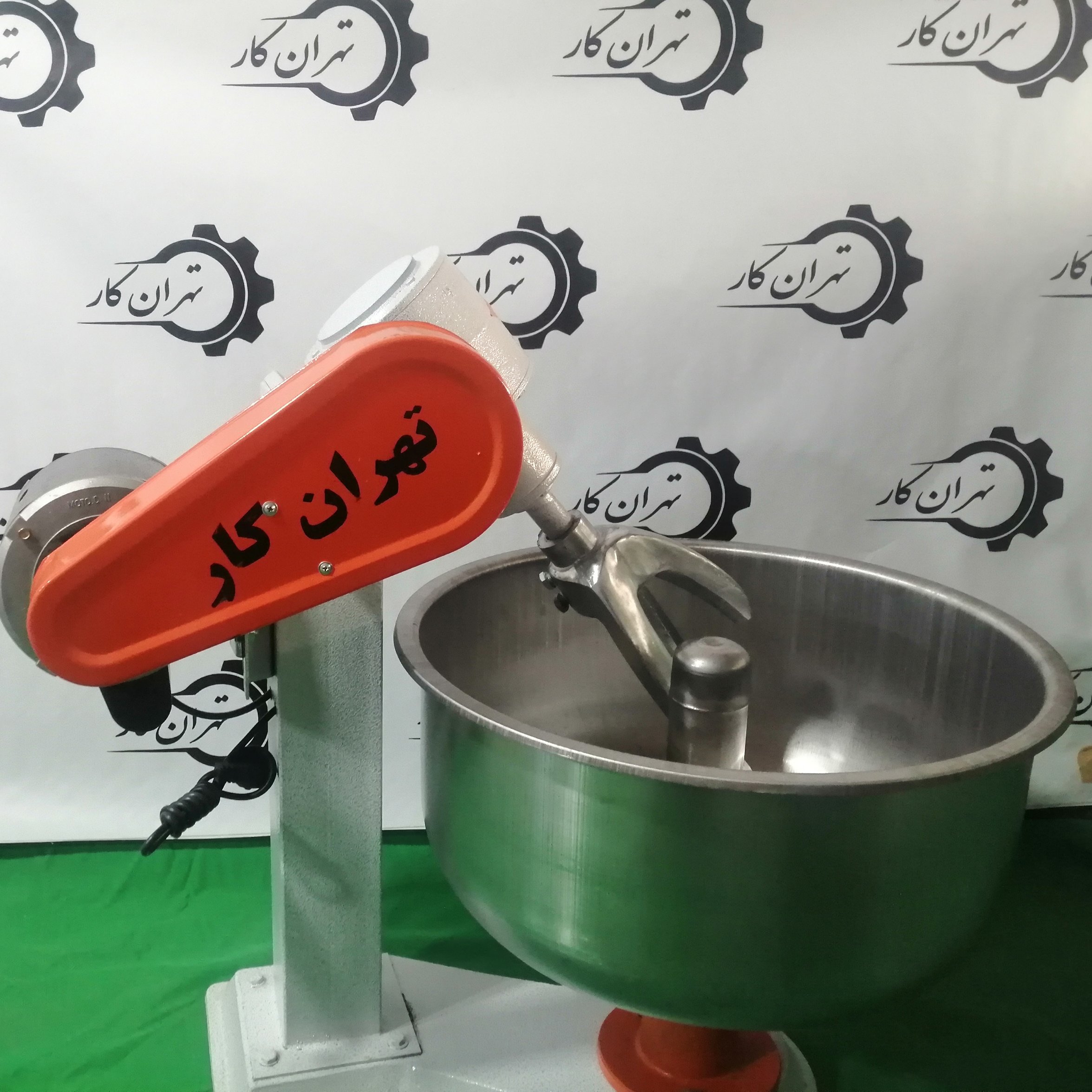 خمیر گیر 15کیلو تهران کار(هزینه ارسال پس کرایه توسط خریدار)