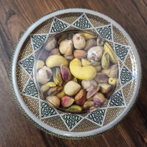 ظرف خاتم‌کاری آجیل چهار مغز لوکس (330گرمی)