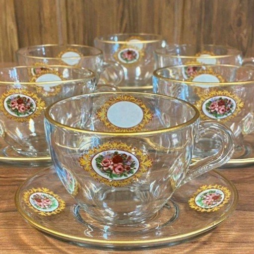 ست فنجان و نعلبکی کورالو تزئین شده به طرح گل رز و لبه طلایی(یک چاپ گل رز) 