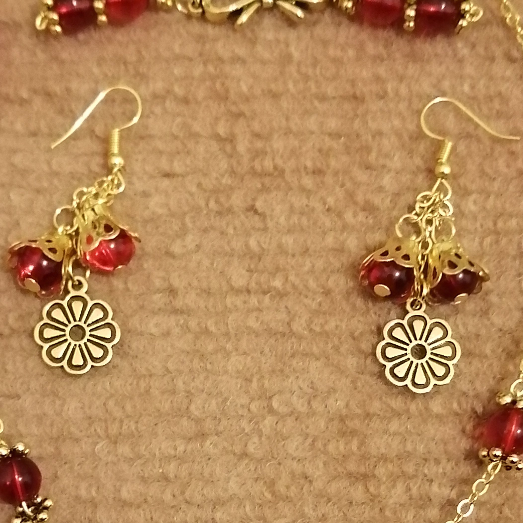 سرویس دخترانه