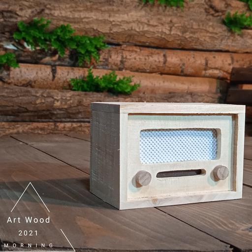 رادیو مینیاتوری چوبی با هنر معرق (ابعاد بزرگتر)