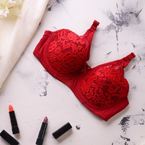 سوتین دانتل دارای پد اسفنجی سایز 75و90